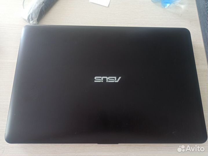 Ноутбук в идеале 4 ядра с SSD