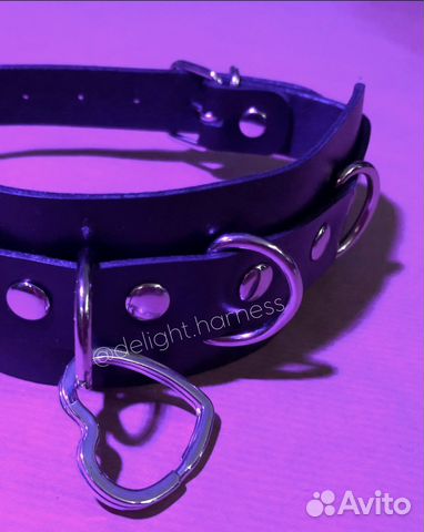 Кожаный ошейник с сердечком