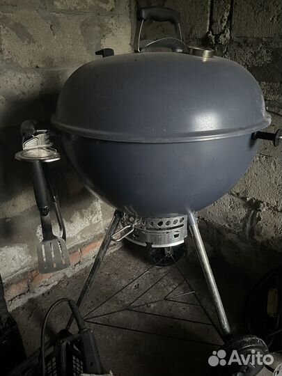 Гриль Weber Master-Touch GBS E-5750, угольный