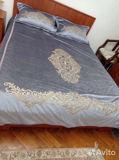 Покрывало бархатное итальянское