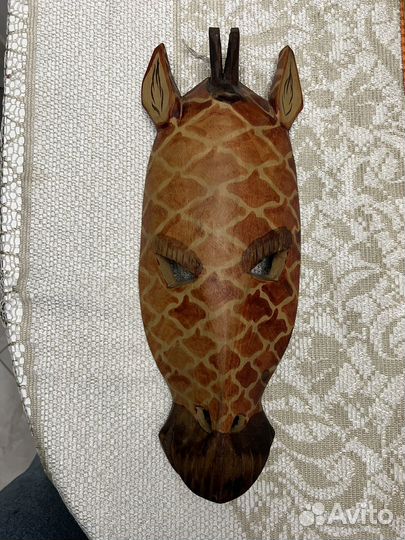 Жираф - маска интерьерная. Из африканского дерева
