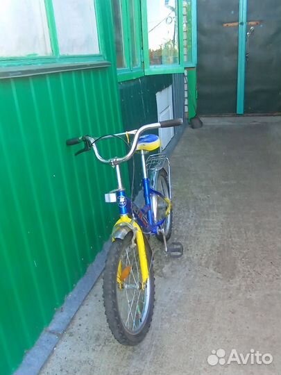 Продаю велосипед детский от 4 до 8 лет