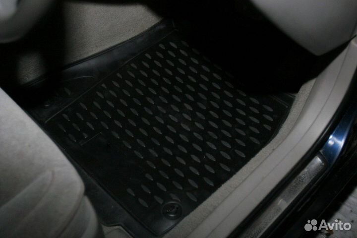 Ковры в салон Toyota Crown 1999-03 пр.руль