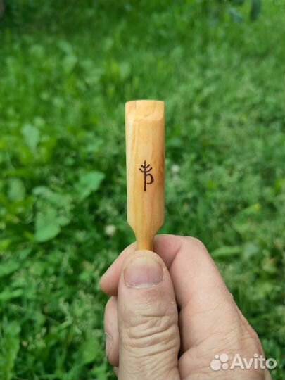 Деревянная ложка со свистком