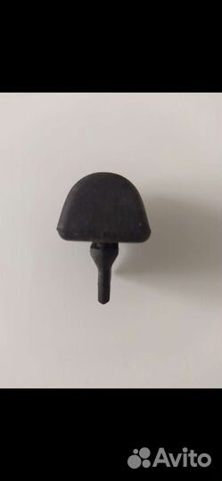 Отбойник (упор) крышки багажника VAG 1J6867815A