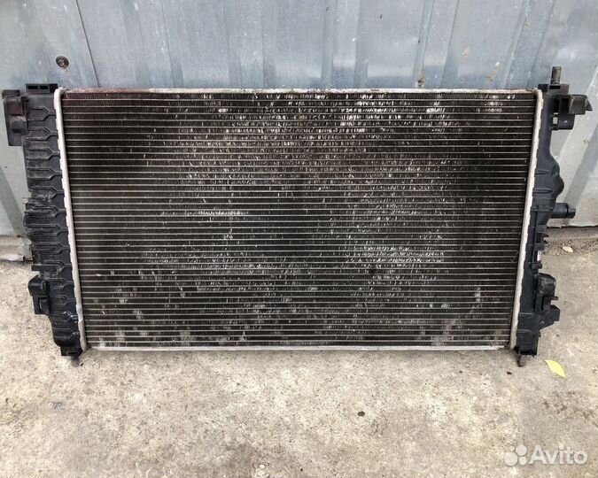 Радиатор охлаждения opel astra j опель астра