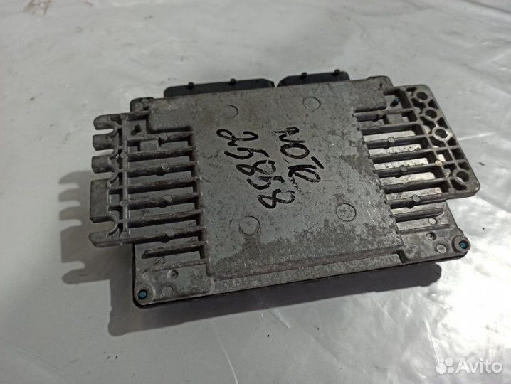 Блок управления двс эбу Nissan Note E11 1.4I 2006