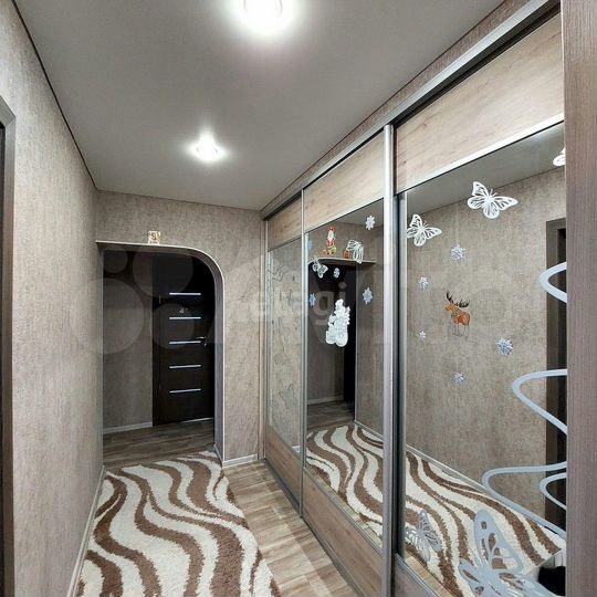 3-к. квартира, 74 м², 9/10 эт.