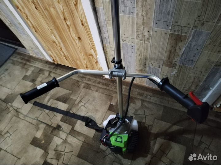 Триммер новый