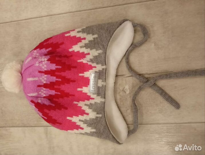 Шапка для девочки новая