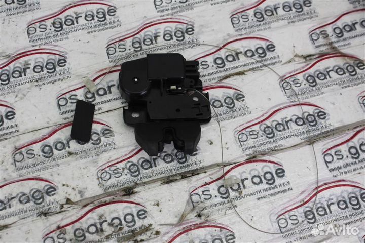 Замок багажника Nissan Teana J32