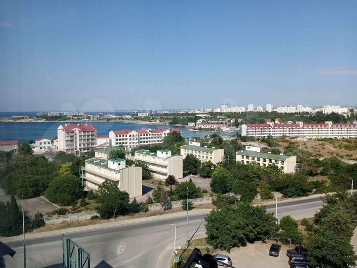 2-к. квартира, 65 м², 10/10 эт.