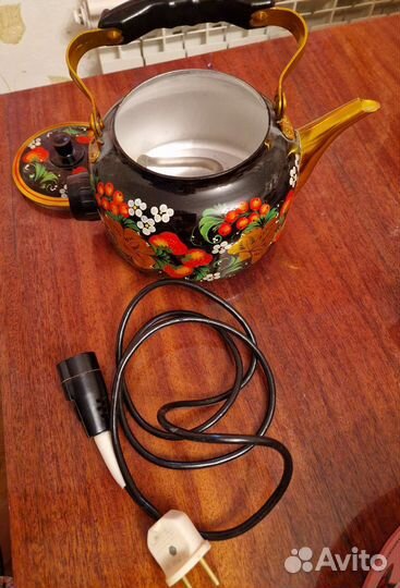 Чайник электрический хохлома, новый