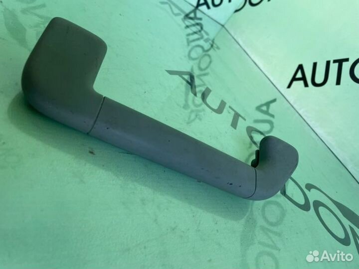 Ручка потолка передняя правая Porsche Cayenne 955