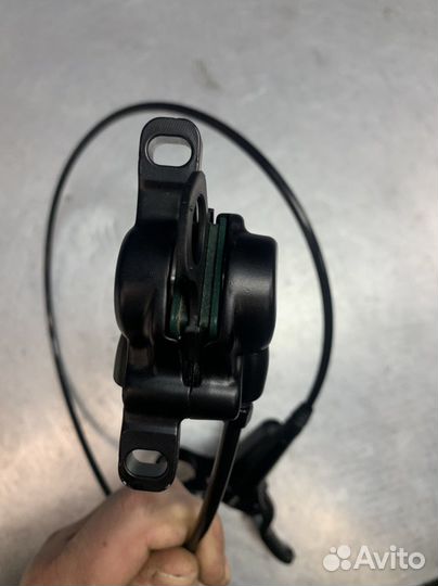 Гидравлический тормоз передний