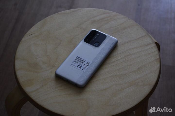 TECNO Spark 8C, 4/64 ГБ