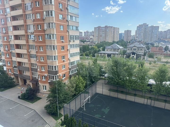 3-к. квартира, 81,3 м², 6/17 эт.