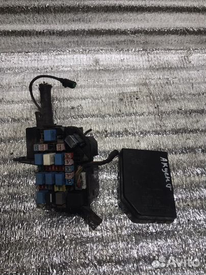 Блок предохранителей Hyundai Accent II 1.5 G4EC