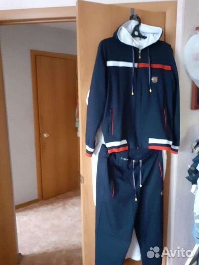 Спортивный костюм новый