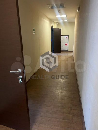 1700 м2 Бизнес-центр 