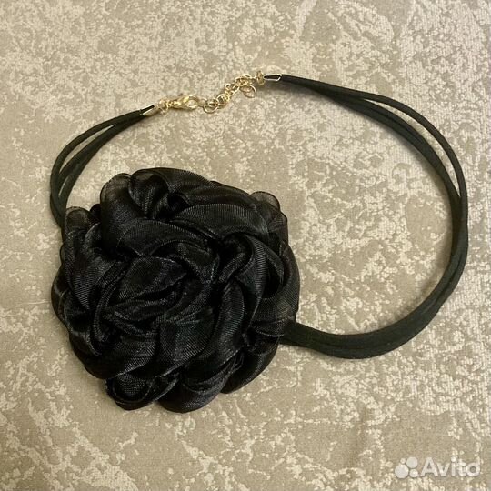 Чокеры -украшение на шею и броши