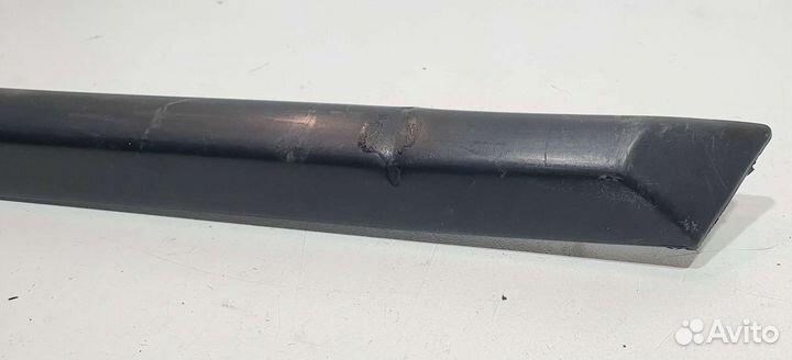 Молдинг двери задней левой BMW E36