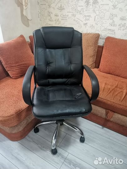 Офисные кресла