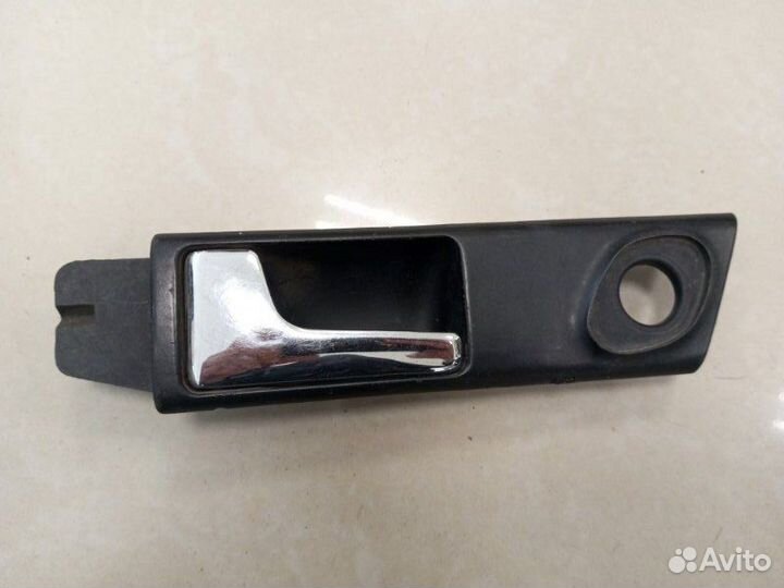 Ручка двери внутренняя Audi A6 45 ADR 1994