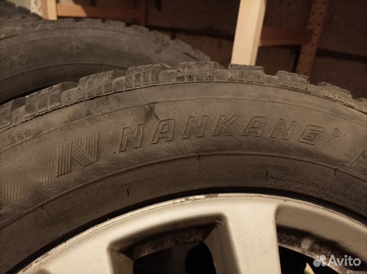 Продам комплект колес на Nissan X-Trail в сборе