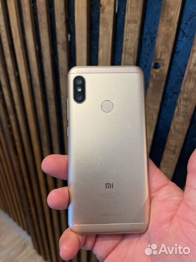 Xiaomi Mi A2 Lite Android One, 3/32 ГБ