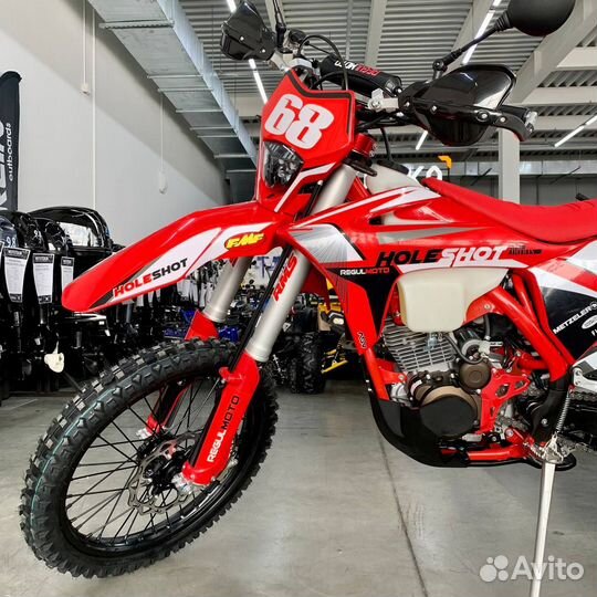 Мотоцикл Regulmoto Holeshot Red Edition (4 valves)