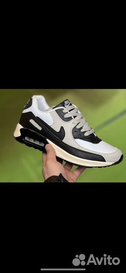 Кроссовки Nike