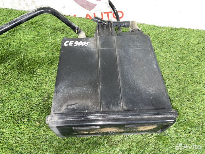 Адсорбер Cadillac Escalade GMT900