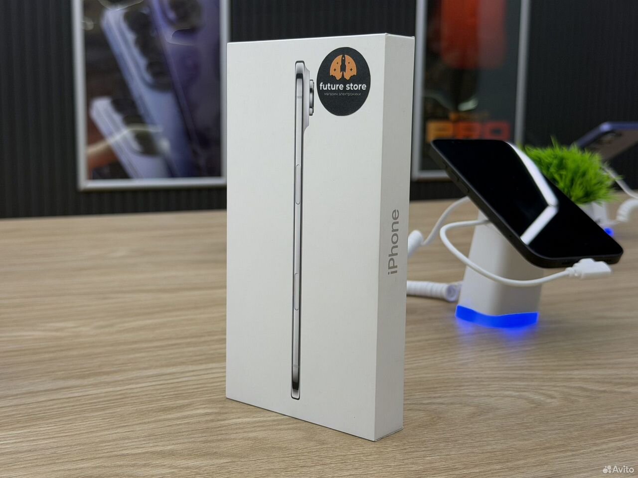 iPhone Air, 256 ГБ, eSIM