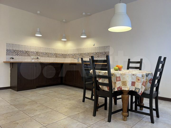 Дом 180 м² на участке 15 сот.