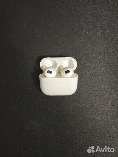 AirPods 3