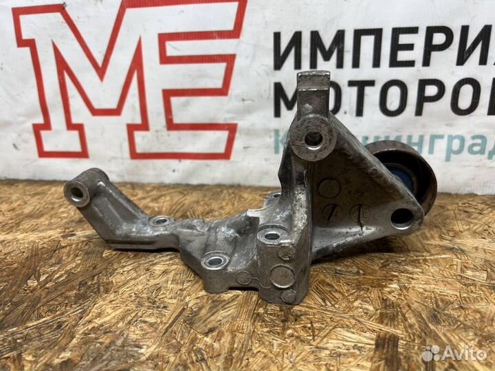 Кронштейн генератора Kia Sorento I JC 2002-2010