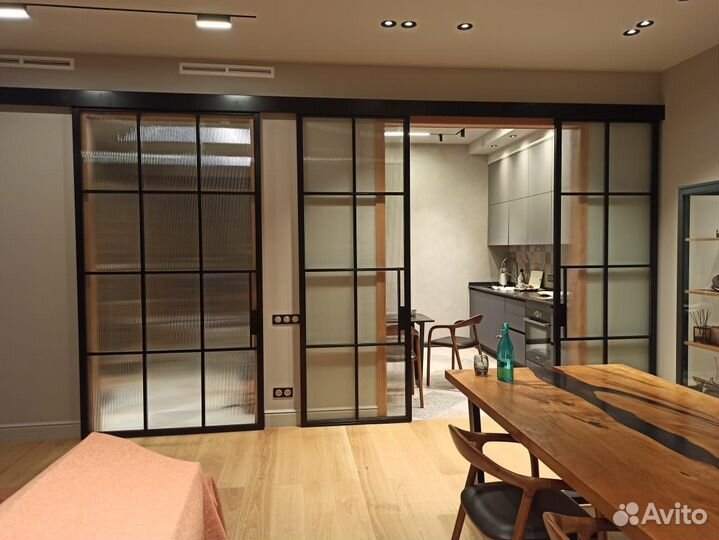 Перегородка из стекла в стиле лофт