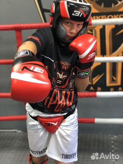 Боксерские перчатки BN fight 8-10 унций