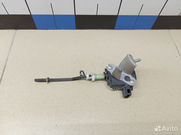 Активатор замка крышки бензобака Avensis II 2003-2