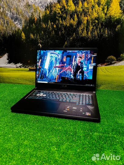 Огромный и очень мощный игровой ноутбук Asus