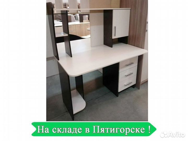 Компьютерный стол новый