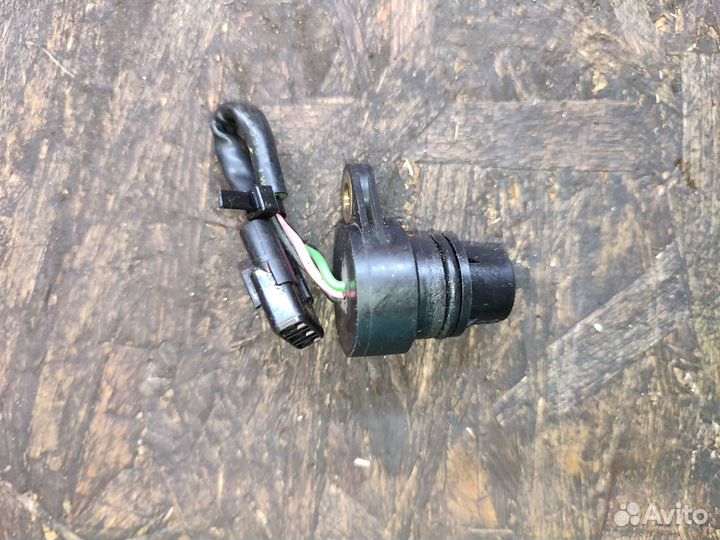 Cbr1000rr 04-07 датчик скорости