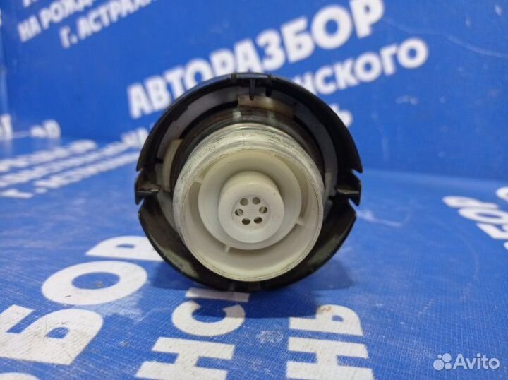 Крышка бензобака Mazda 6 Gh седан L8 2008