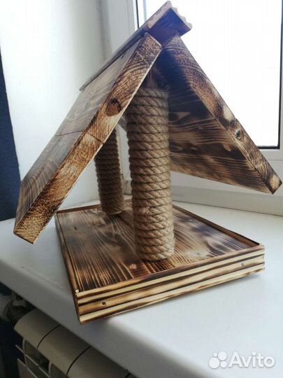 Кормушка для птиц