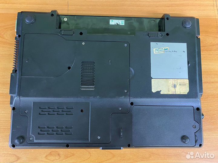 Ноутбук RoverBook Pro