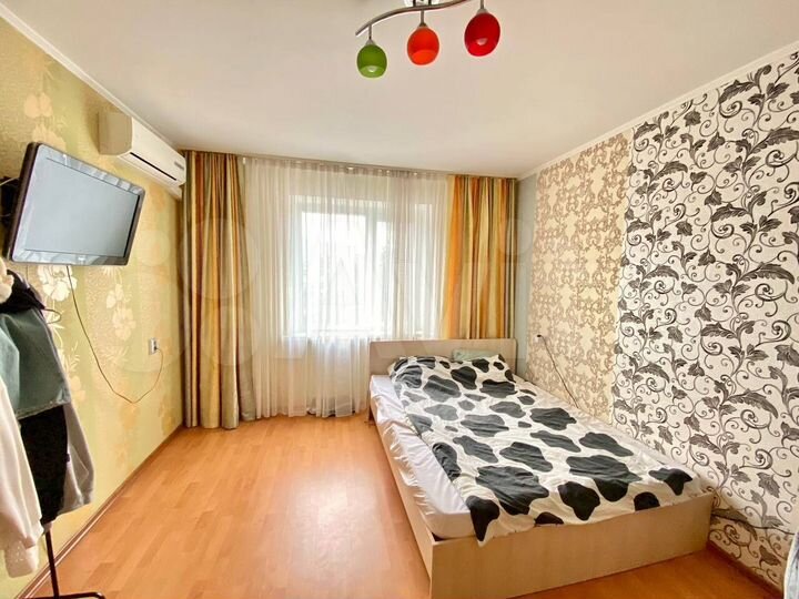2-к. квартира, 53 м², 4/10 эт.