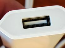 Зарядка - Адаптер USB 5 w на iPhone оригинал