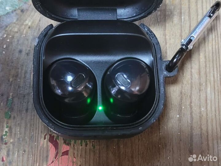 Samsung galaxy bads pro