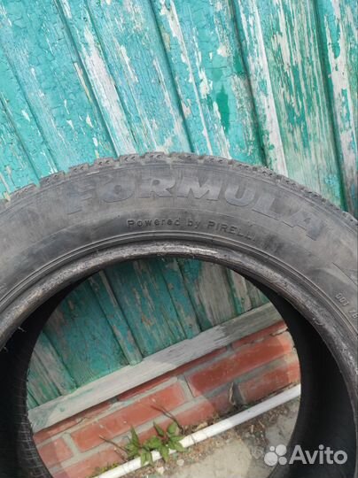 Accelera 651 215/60 R17